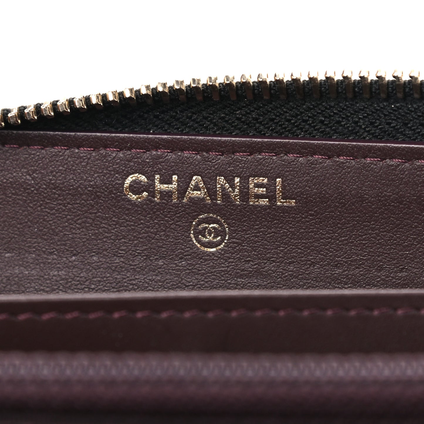 Grained Calfskin Neo Executive Zip Around Wallet Black