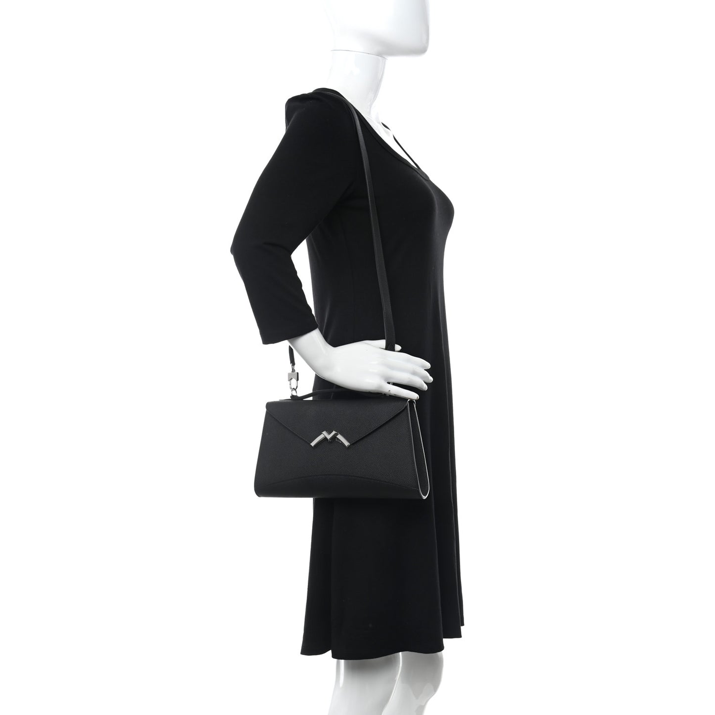 Carat Calfskin Gabrielle Clutch Black