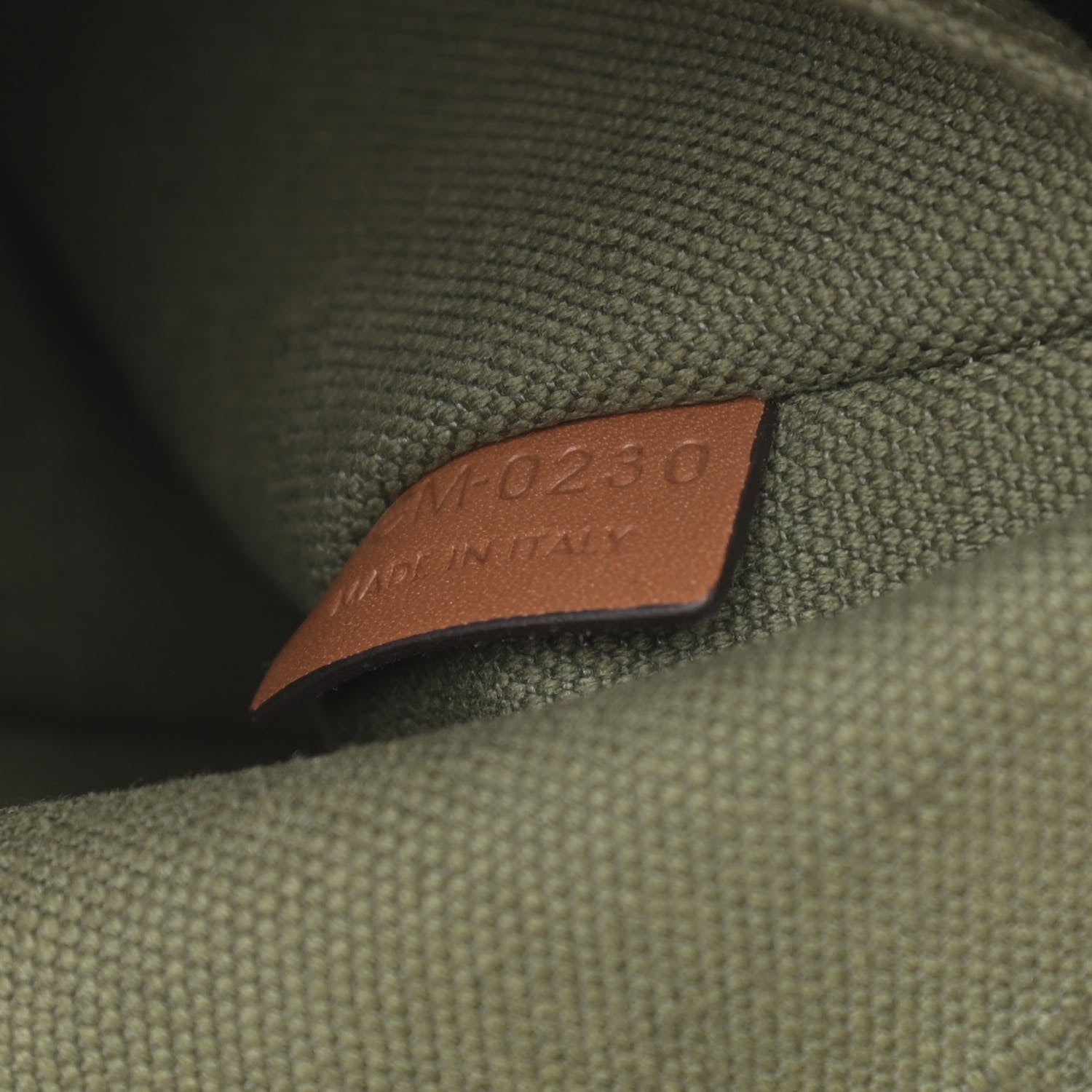 Celine Canvas Calfskin Vertical Cabas Green 7 of 13