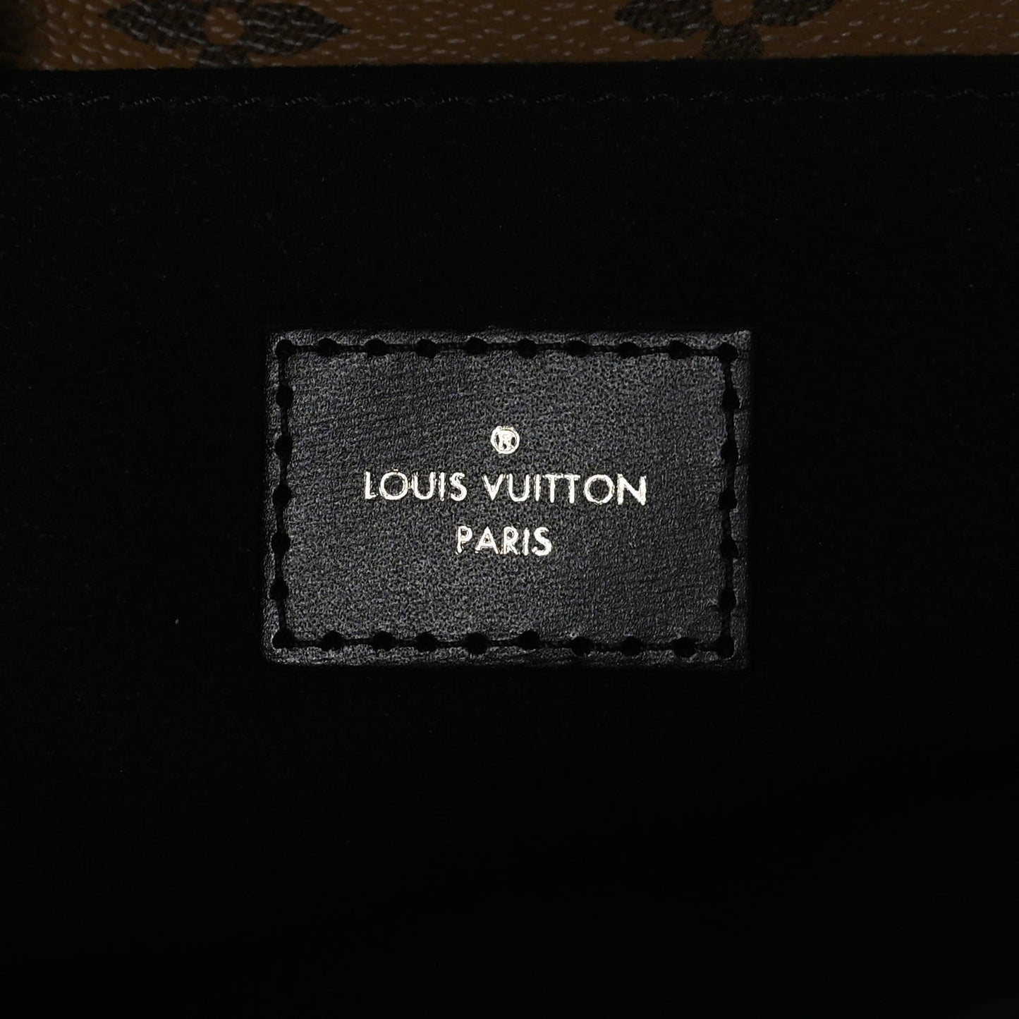 Reverse Monogram Pochette Metis
