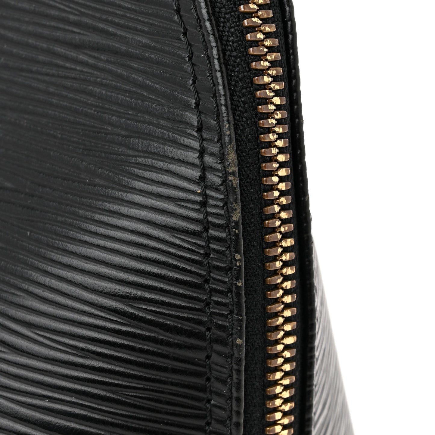 LOUIS VUITTON Epi Alma PM Black