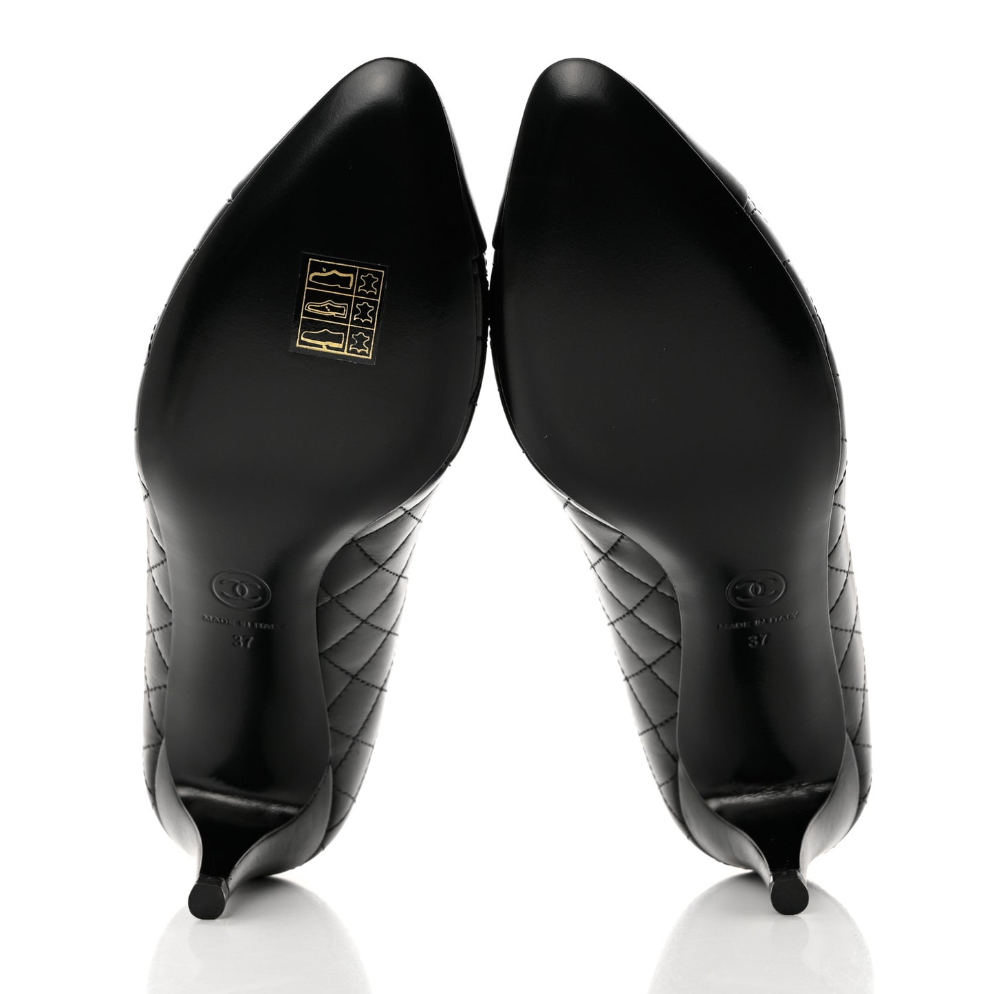 Calfskin Quilted Cap Toe Camellia Pumps 37 Black