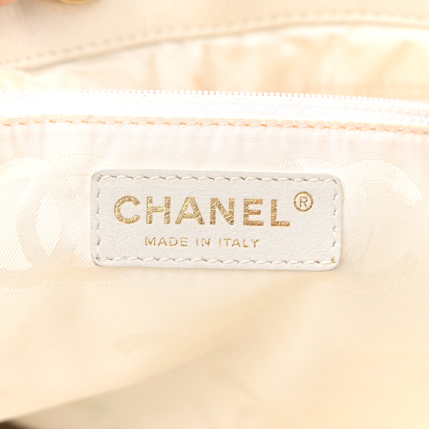 Chanel Calfskin Wood Chain Tote White 6 of 14