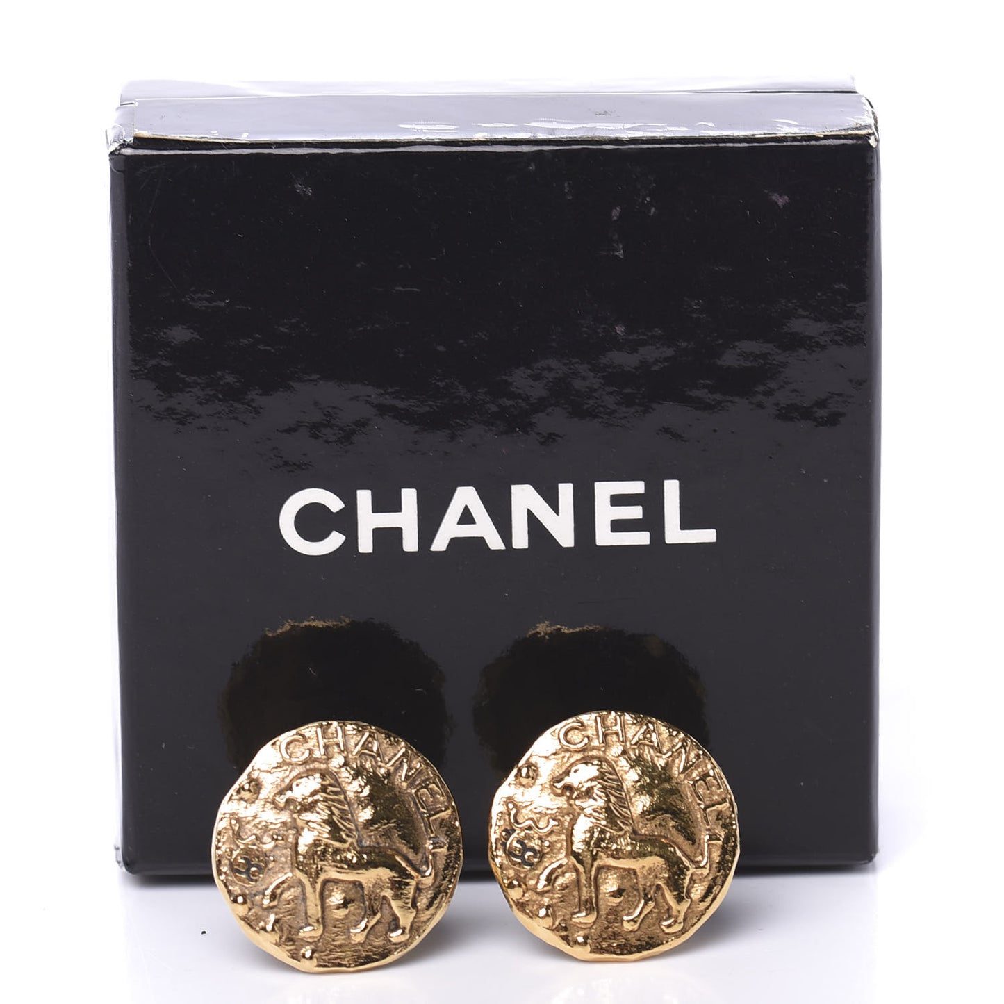 Round Lion Clip On Earrings in Gold.