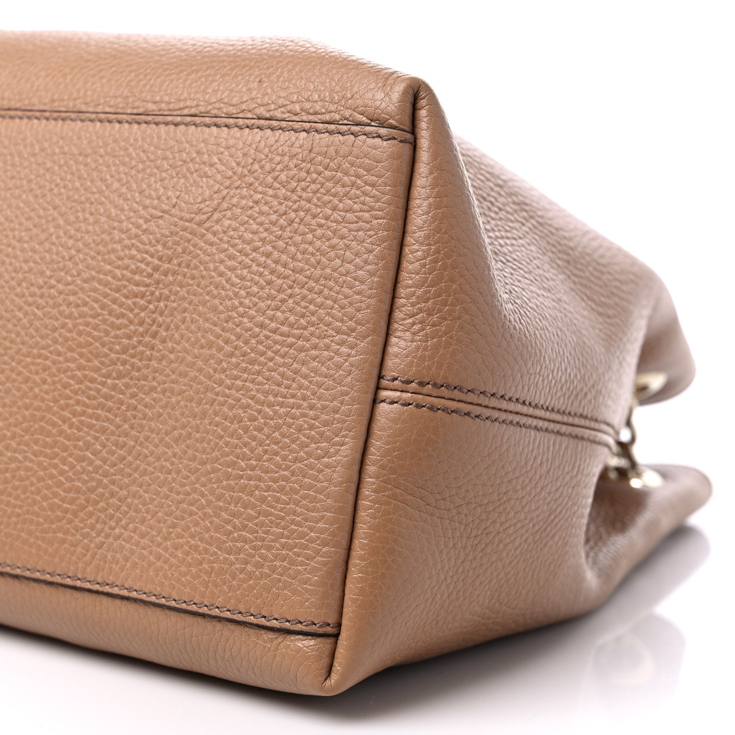 Pebbled Calfskin Medium Soho Chain Shoulder Bag Camelia