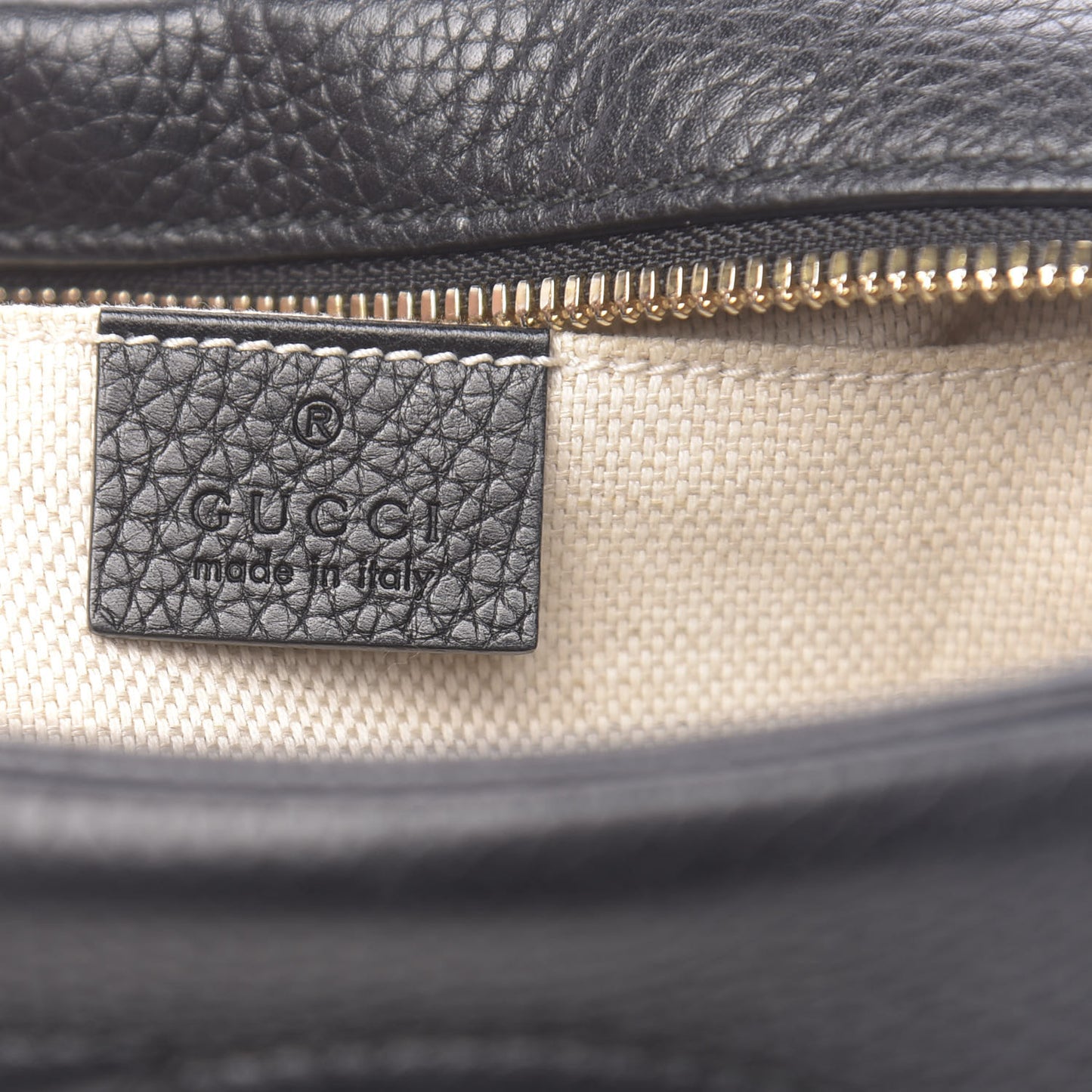 Pebbled Calfskin Small Soho Disco Bag Black