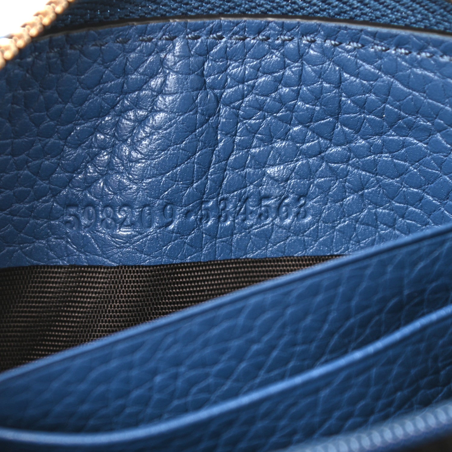 Gucci Pebbled Calfskin Small Soho Zip Around Wallet Blue 7 of 7