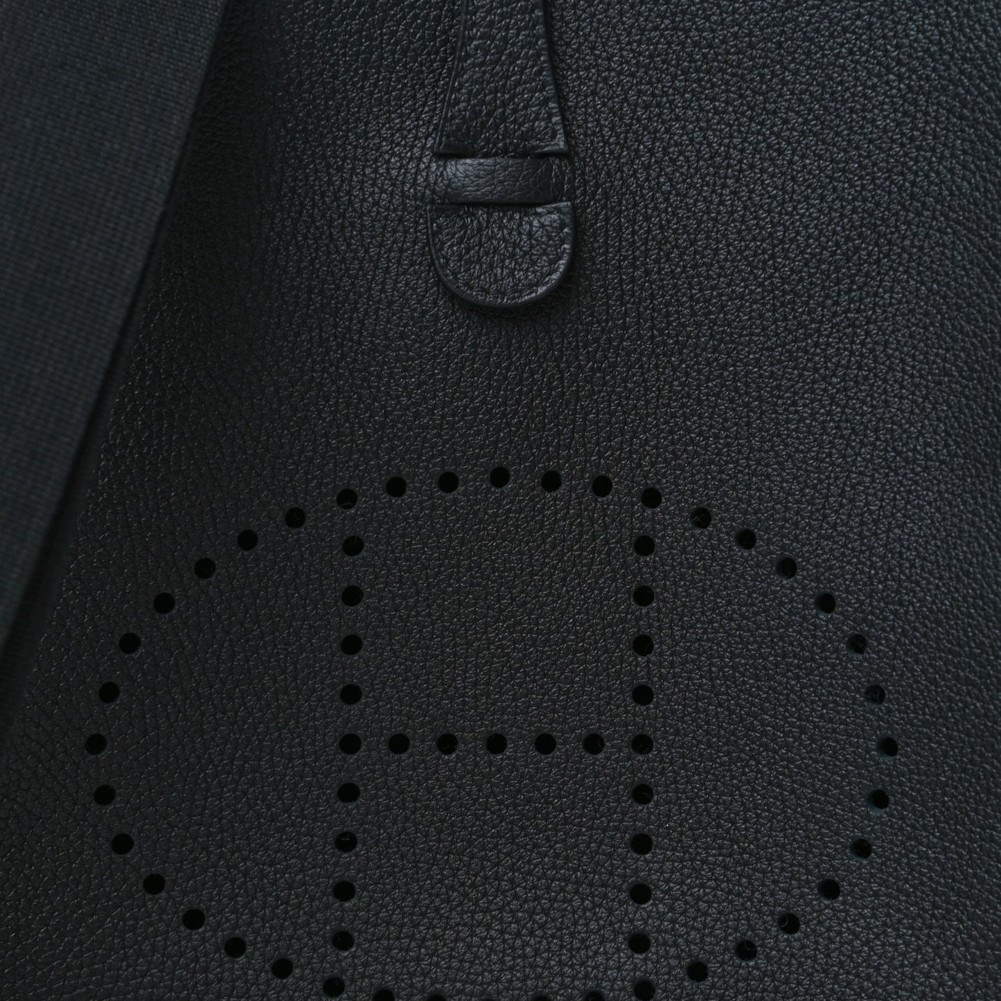 Taurillon Clemence Evelyne III PM Black