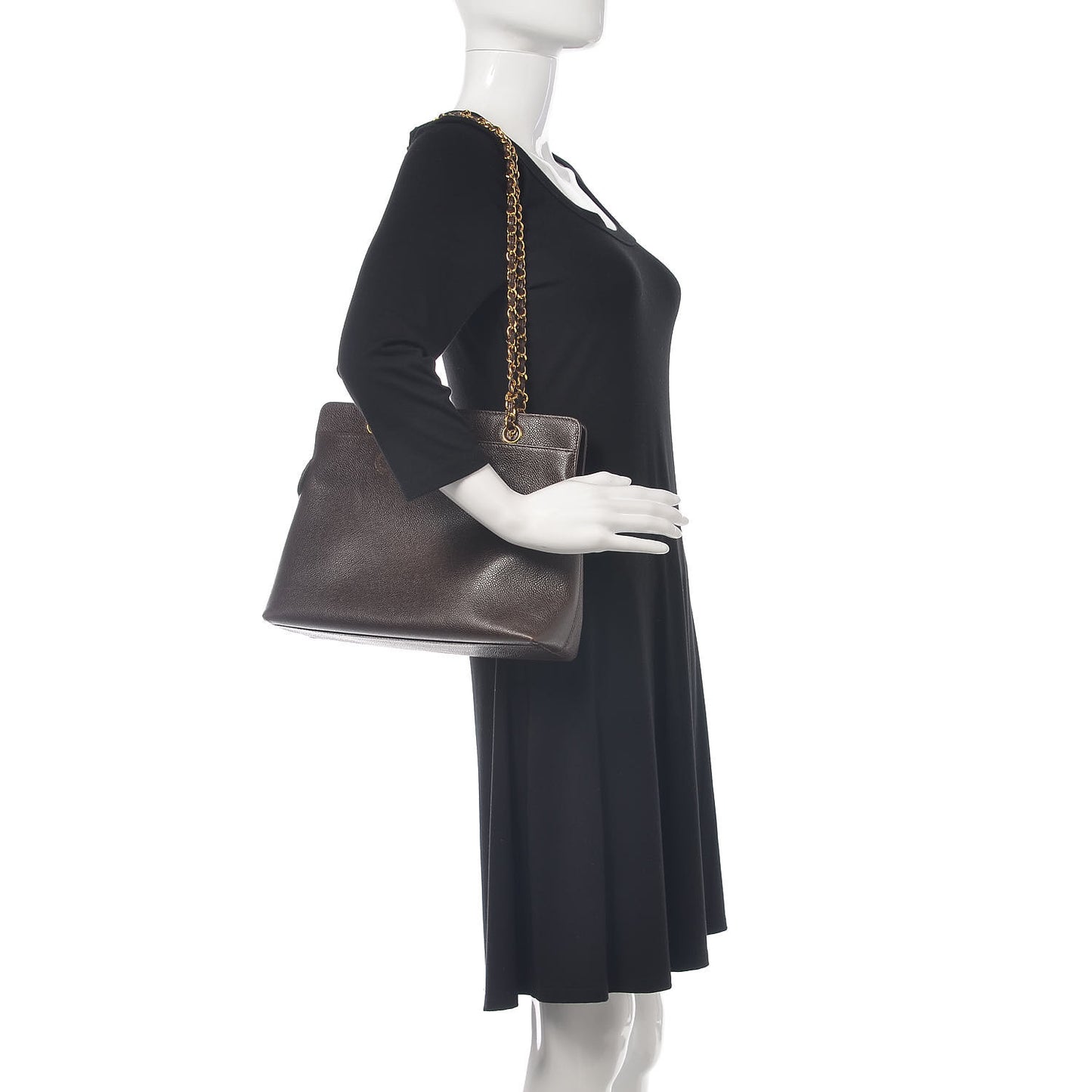 Caviar Shoulder Bag Brown