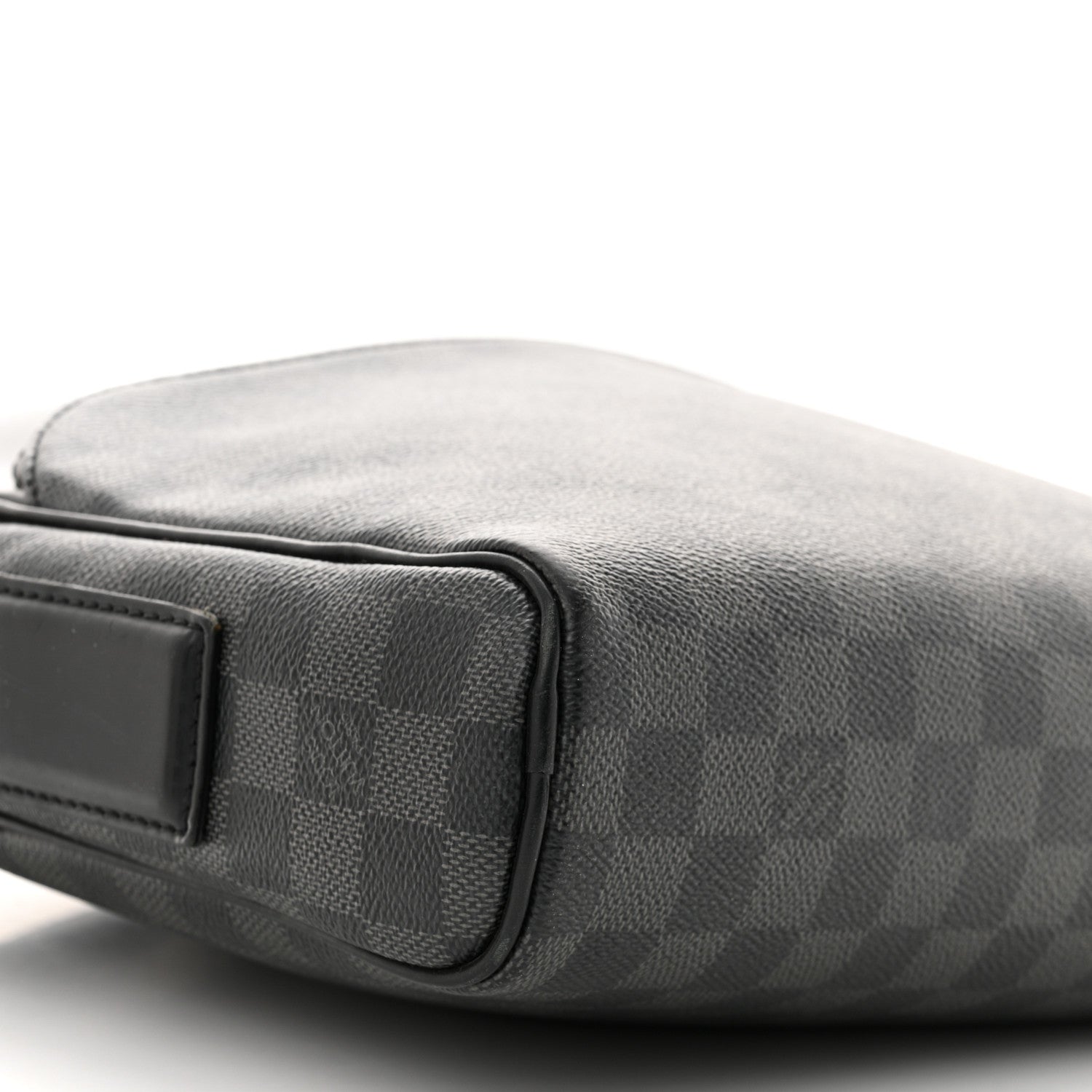Louis Vuitton Damier Graphite Dayton Reporter PM 8 of 10