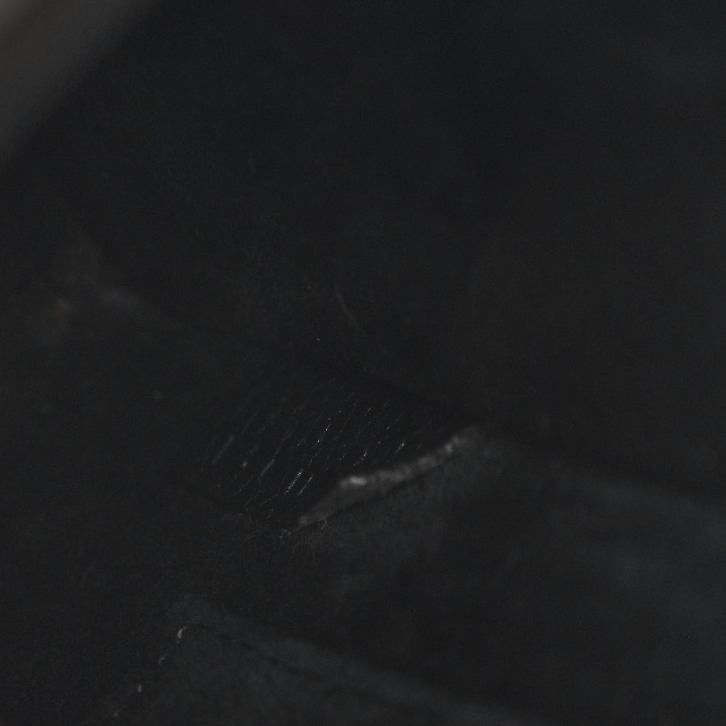 Drummed Calfskin Nano Luggage Black