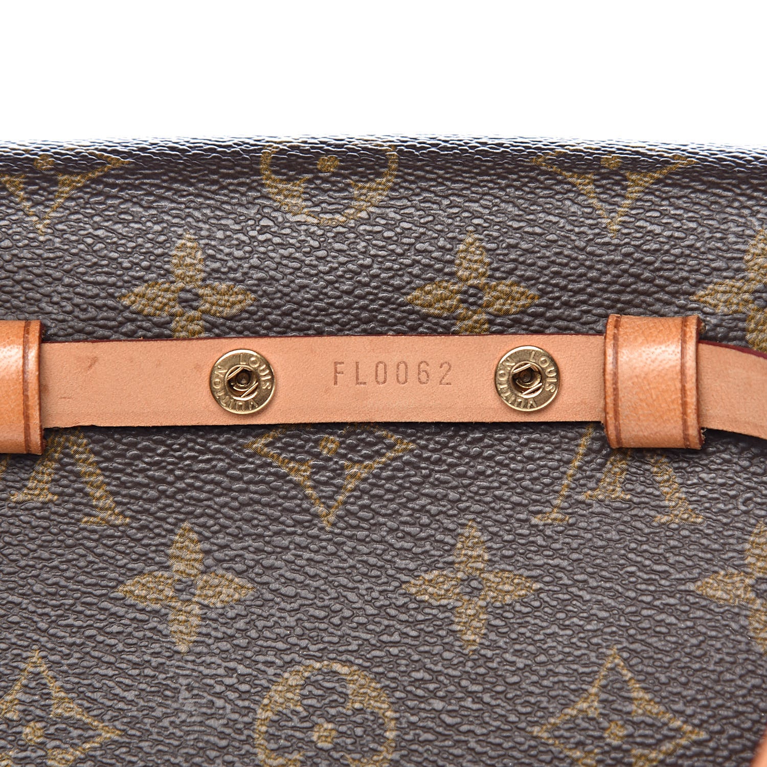 Louis Vuitton Monogram Pochette Florentine S 8 of 11