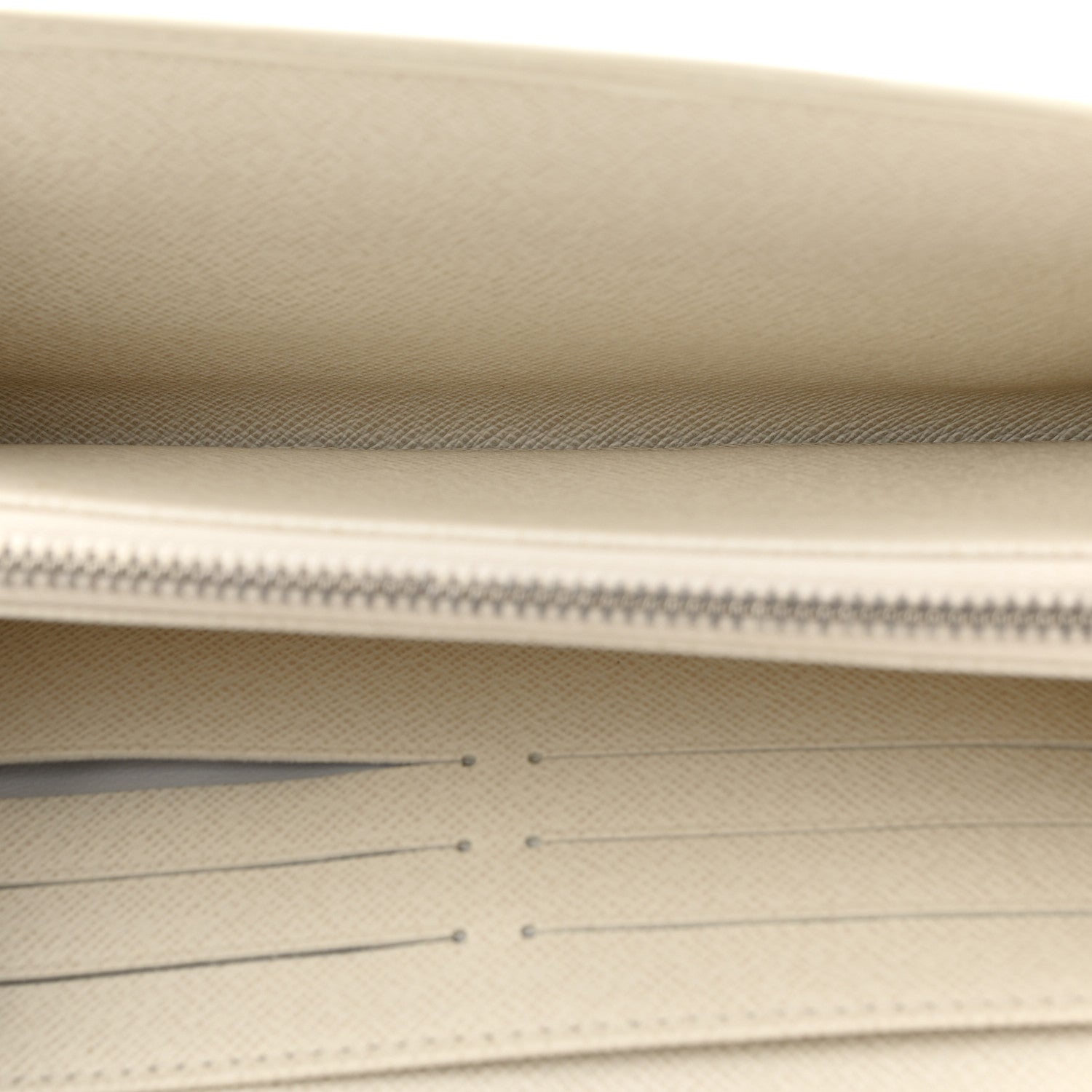 Louis Vuitton Epi Sarah Wallet Ivory 5 of 7