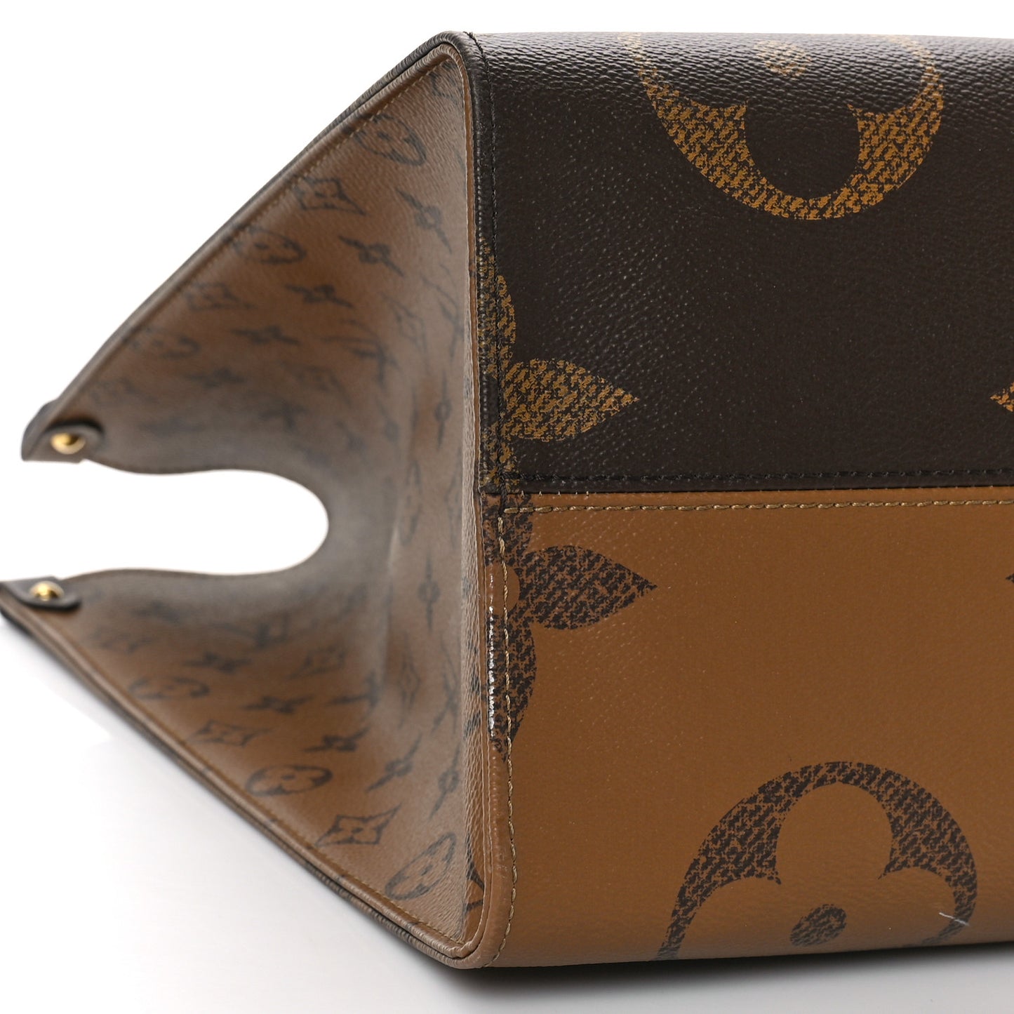 Reverse Monogram Giant Onthego GM