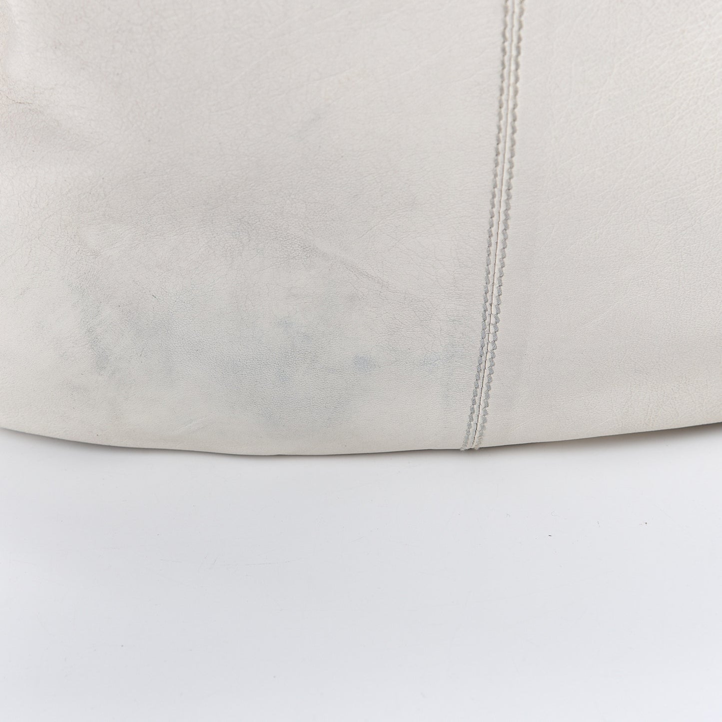 Agneau Giant 21 Silver Hardware Slim Hobo