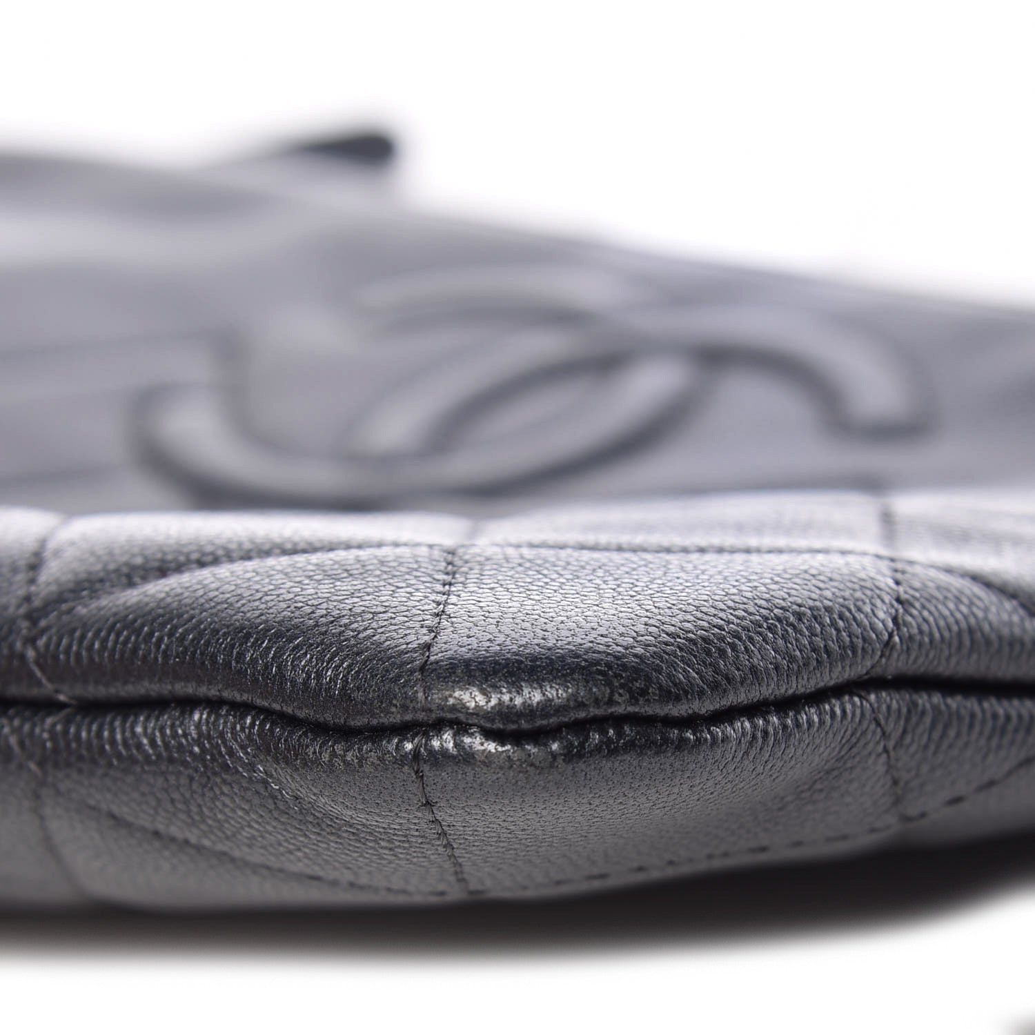 Chanel Metallic Caviar Quilted Medium Maxi CC Cosmetic Case Black 7 of 10