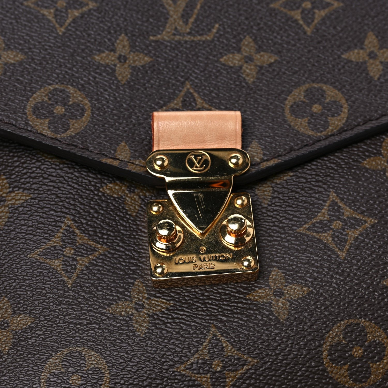Louis Vuitton Monogram Pochette Metis 8 of 8