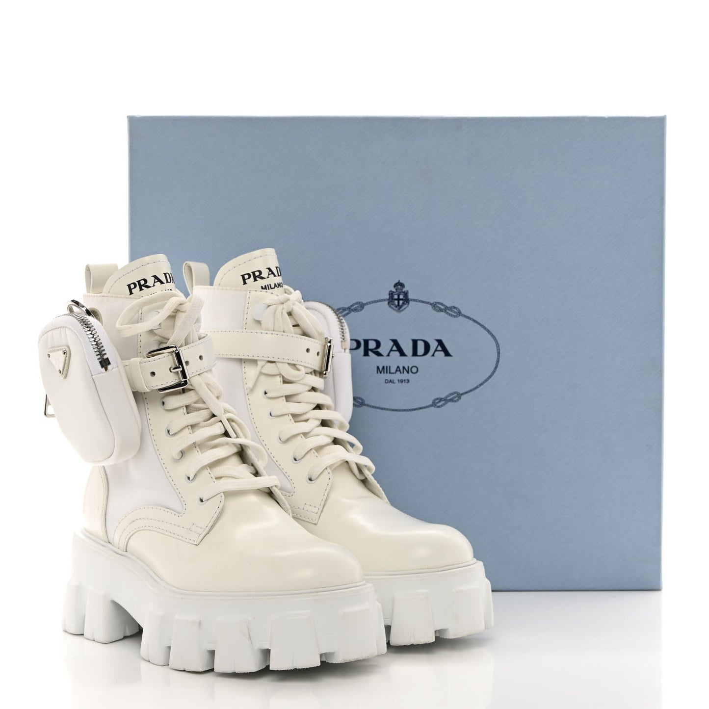 Spazzolato Rois Re-Nylon Metal Triangle Logo Monolith Pouch Pocket 55mm Boots 35 White