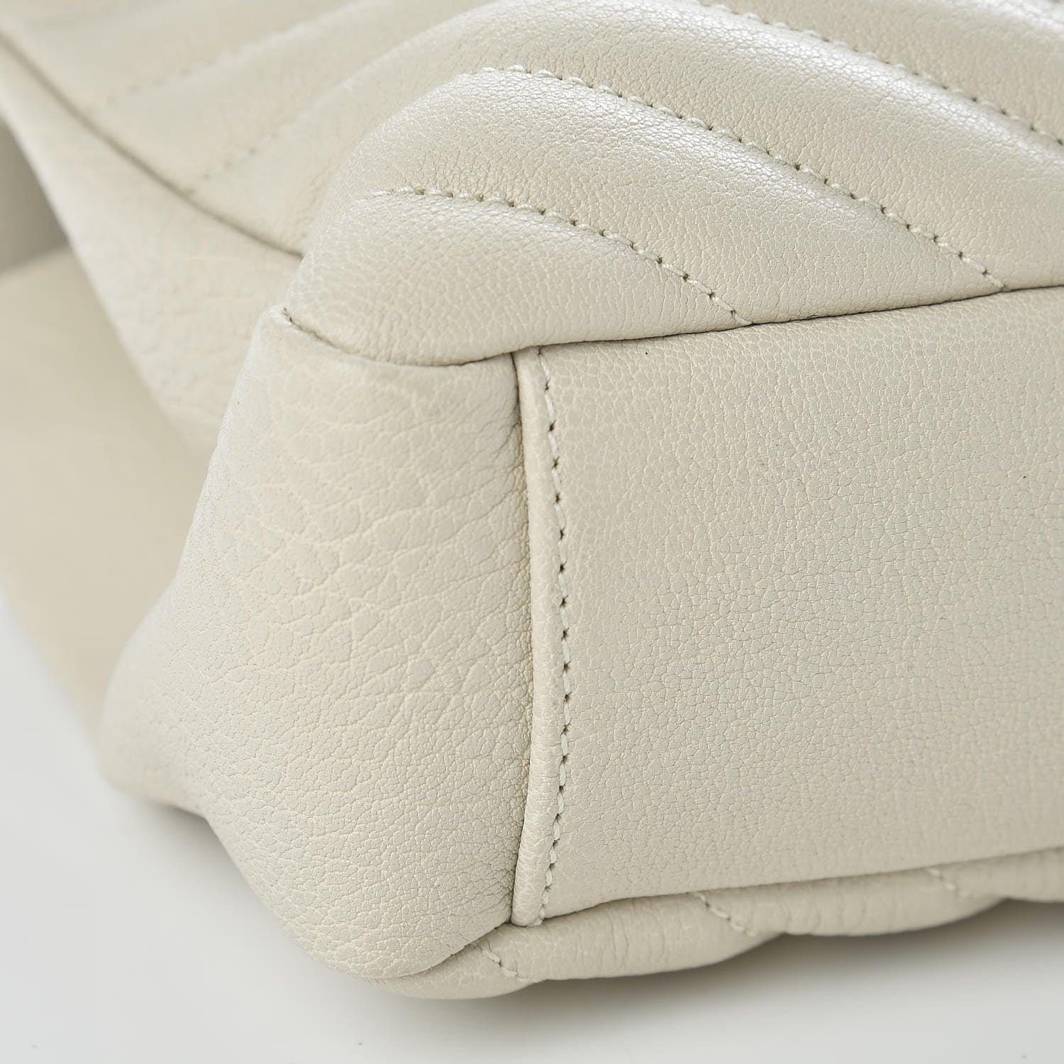 Saint Laurent Sheepskin Matelasse Chevron Monogram Medium College Bag Dove White 8 of 9
