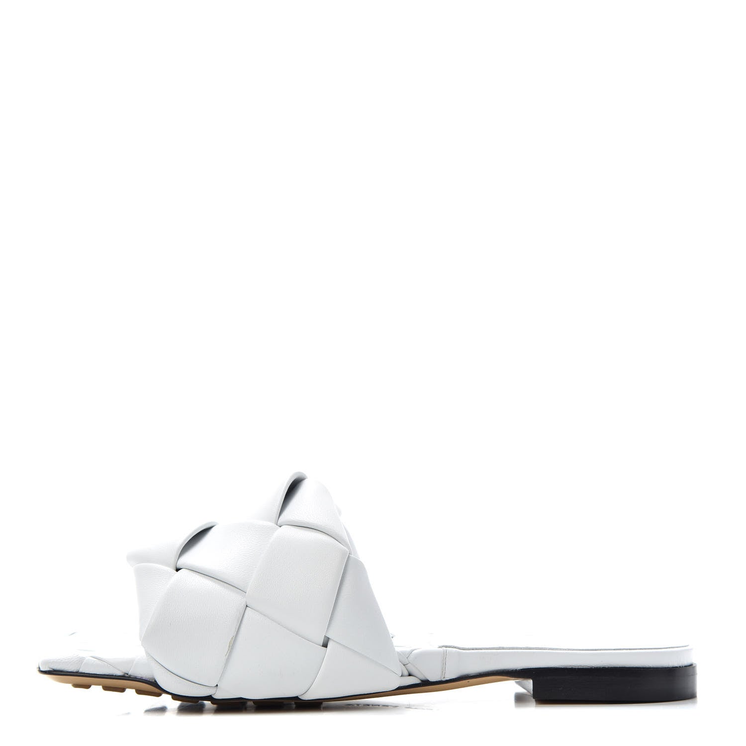 Bottega Veneta Nappa Maxi Intrecciato Lido Flat Sandals 35 Optic White 1 of 9