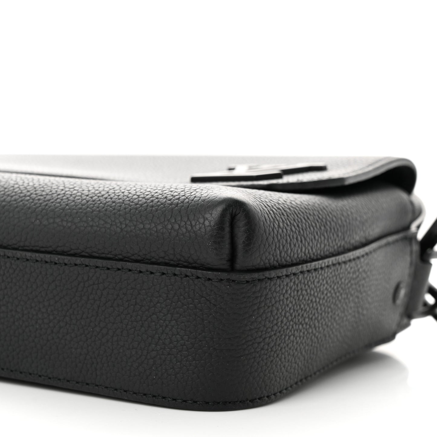 Calfskin Aerogram Fastline Messenger Black