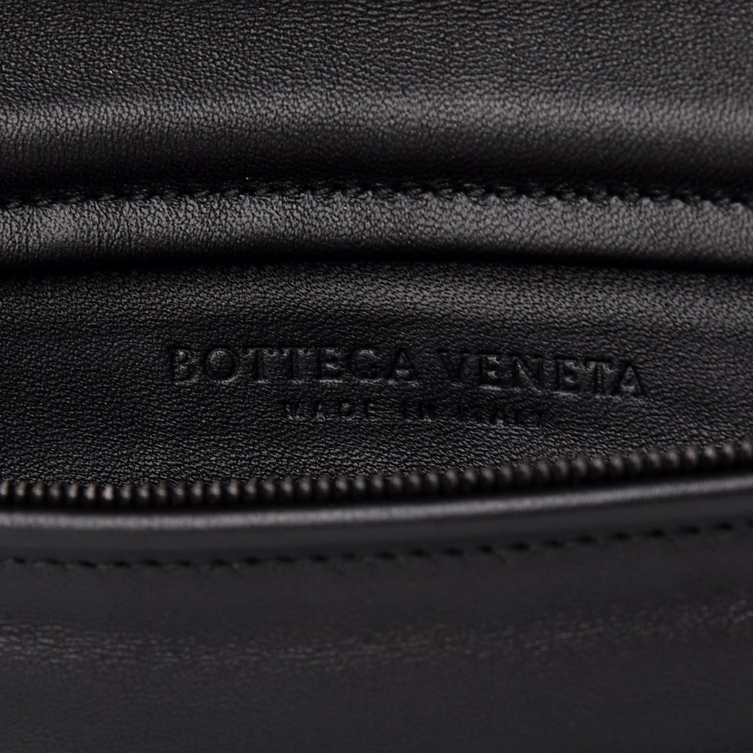 Bottega Veneta Nappa Intrecciato Turnlock Clutch Black 8 of 9