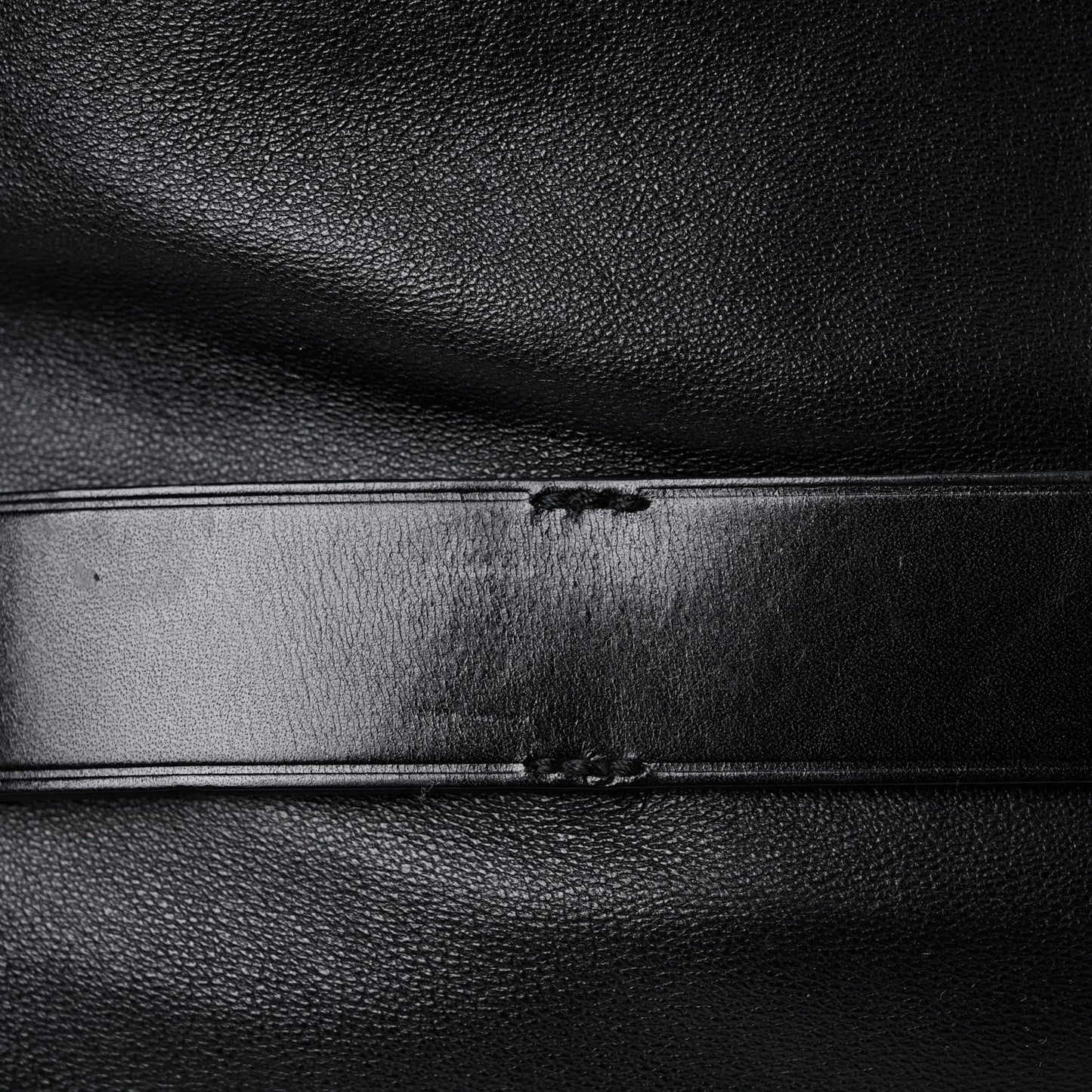 Soft Lambskin Bridle Calfskin Medium Gosford Hobo Black
