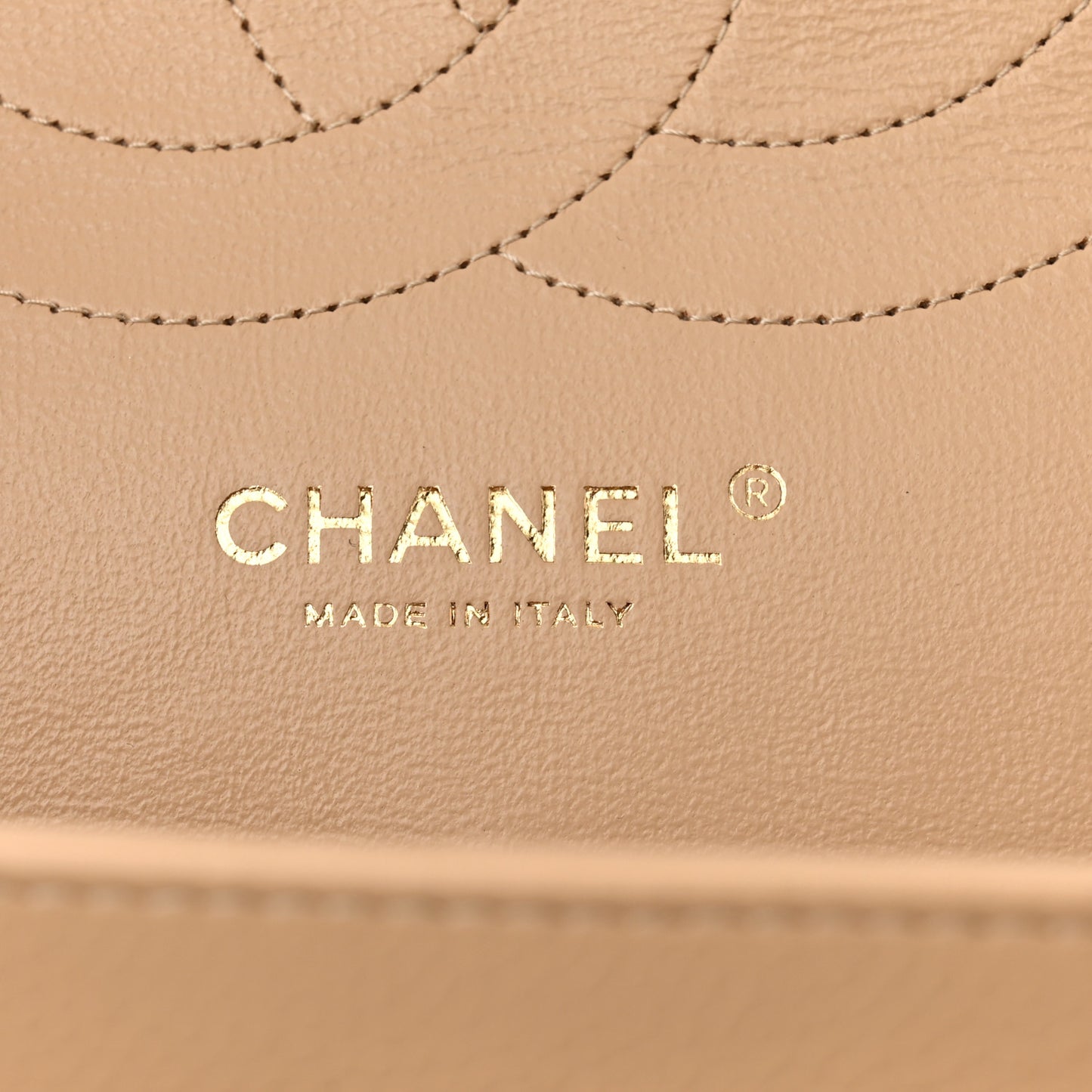 Caviar Quilted Jumbo Double Flap Beige Clair