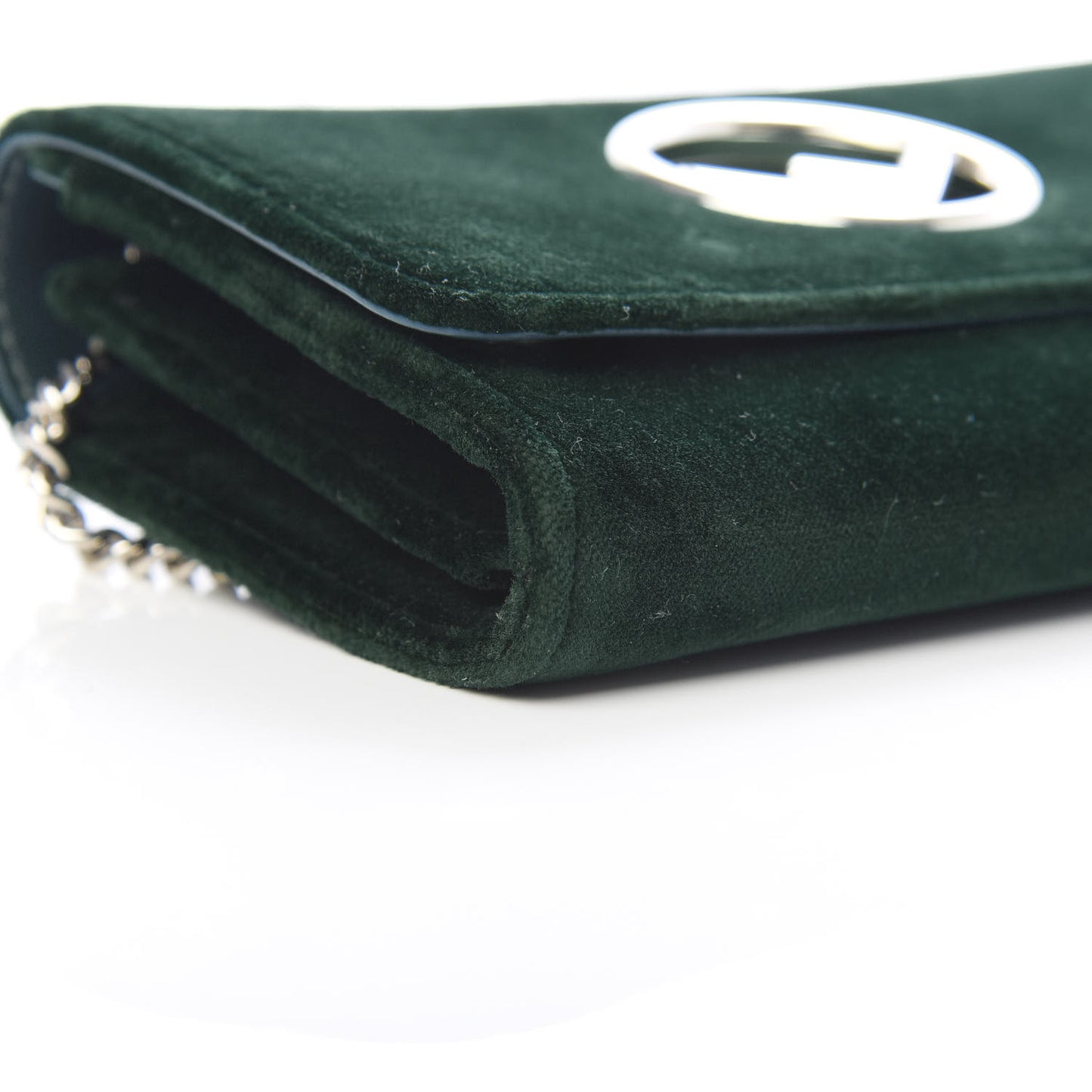 Velvet F is Wallet on Chain Amazzonia