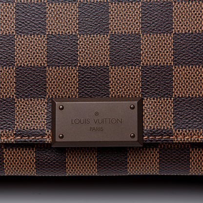 Louis Vuitton Damier Ebene District MM 9 of 9