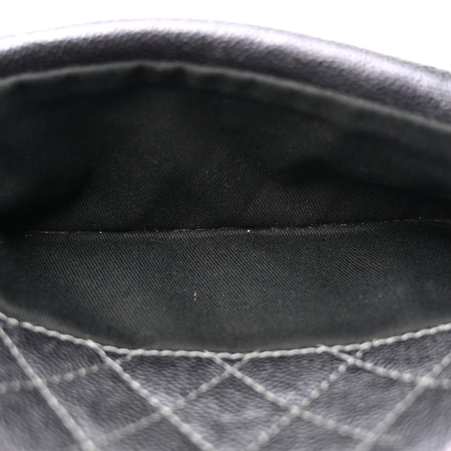 Iridescent Caviar Quilted Small Chic Flap Grey