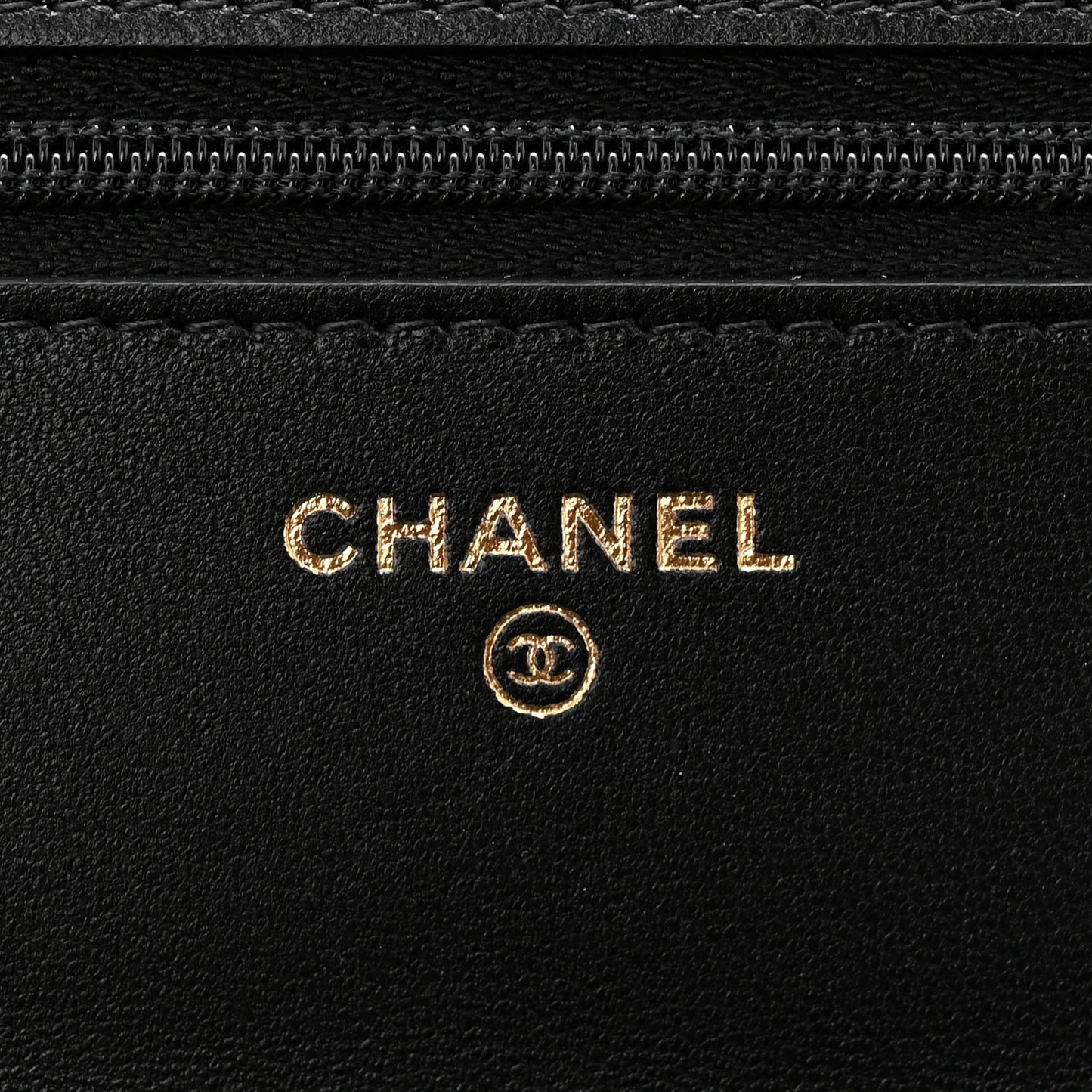 Lambskin Quilted Wallet On Chain WOC Black