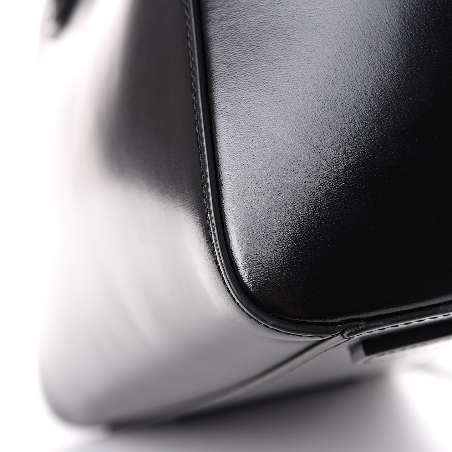 Shiny Lord Calfskin Medium Antigona Black