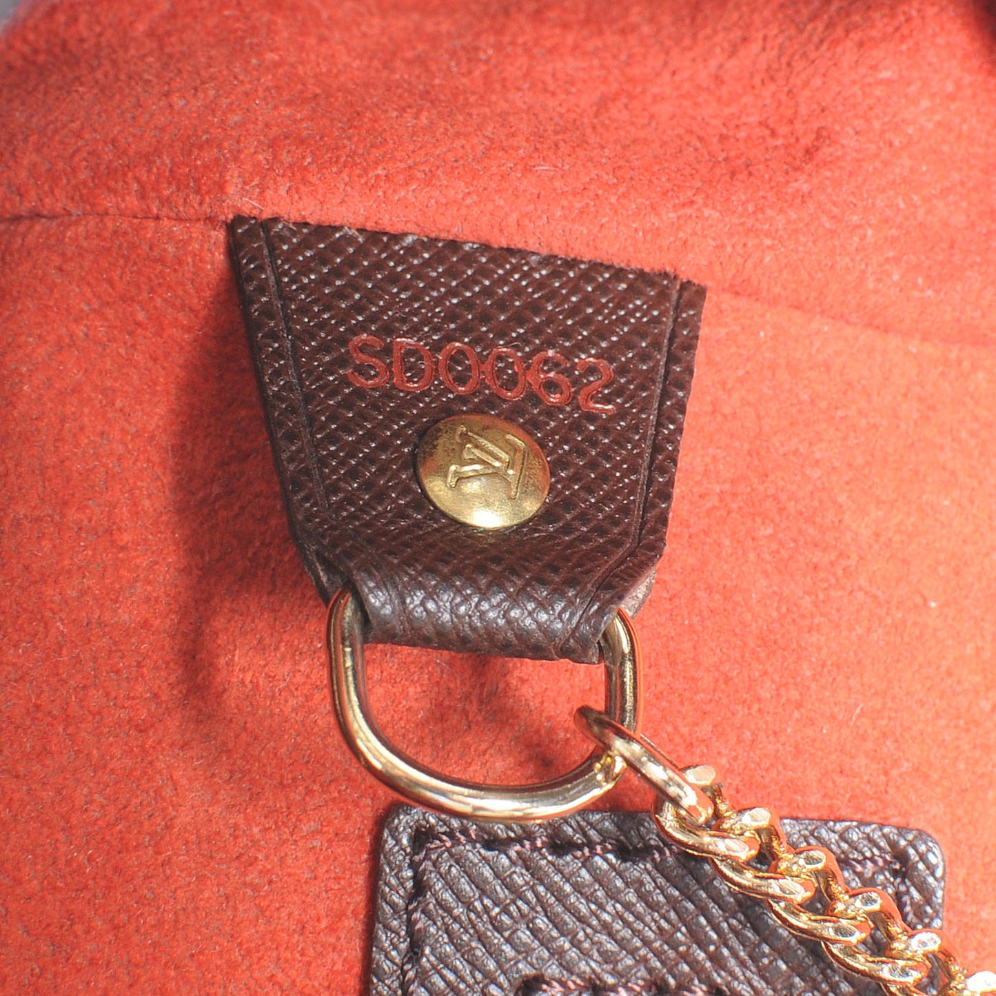 Damier Ebene Marais Bucket 23