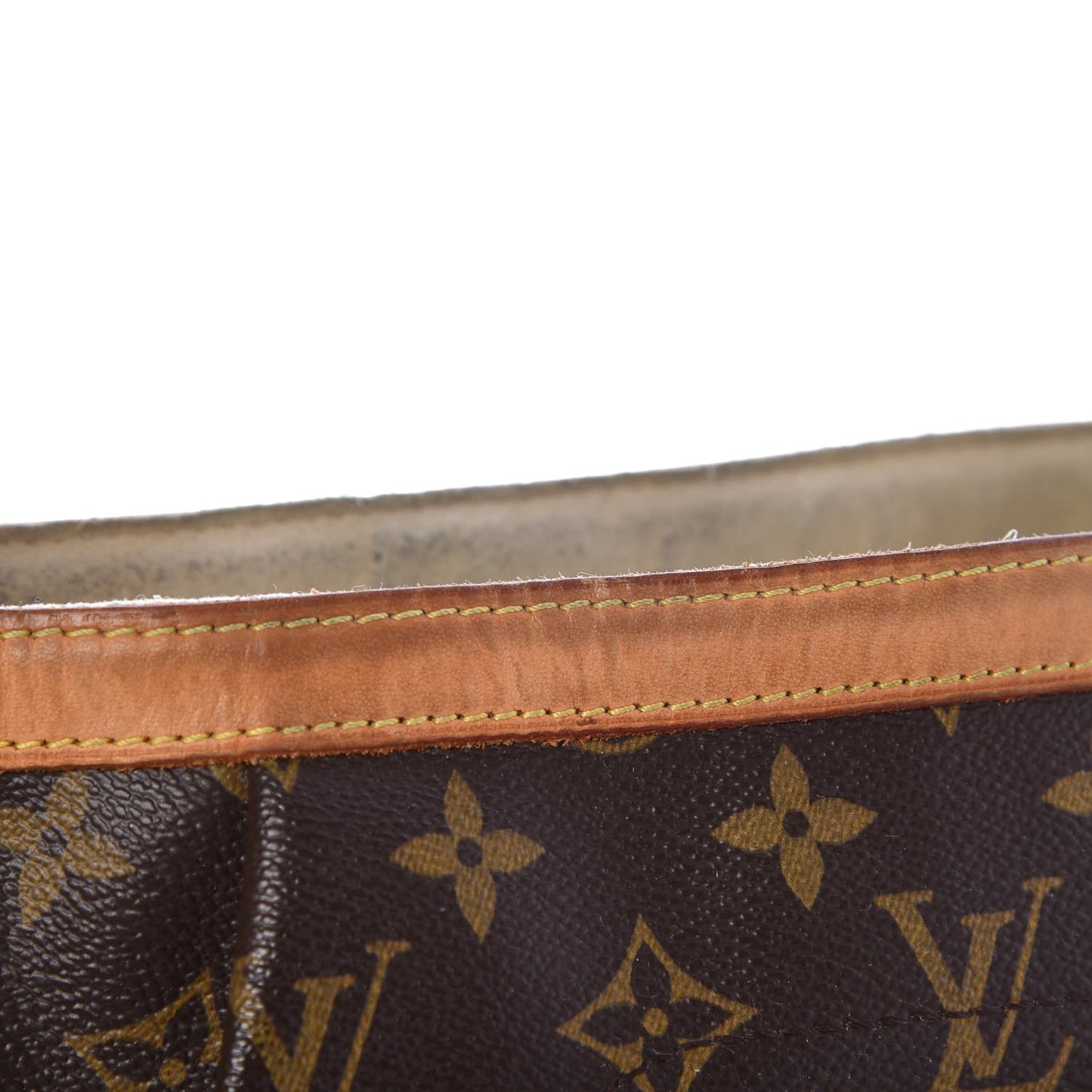 Monogram Beverly MM