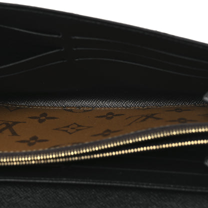 Louis Vuitton Reverse Monogram Giant Sarah Wallet 5 of 8