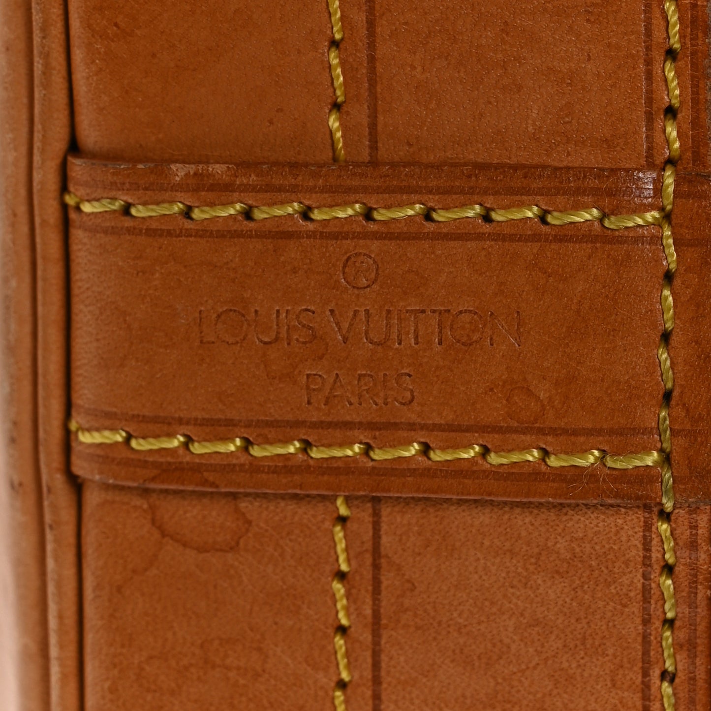 Monogram Noe