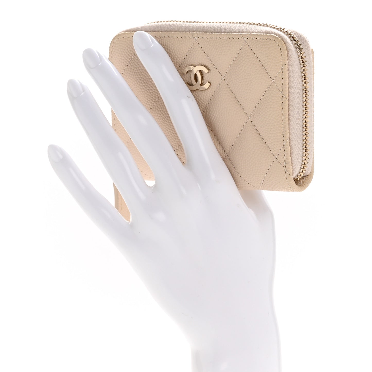 Caviar Quilted Zip Coin Purse Ivory
