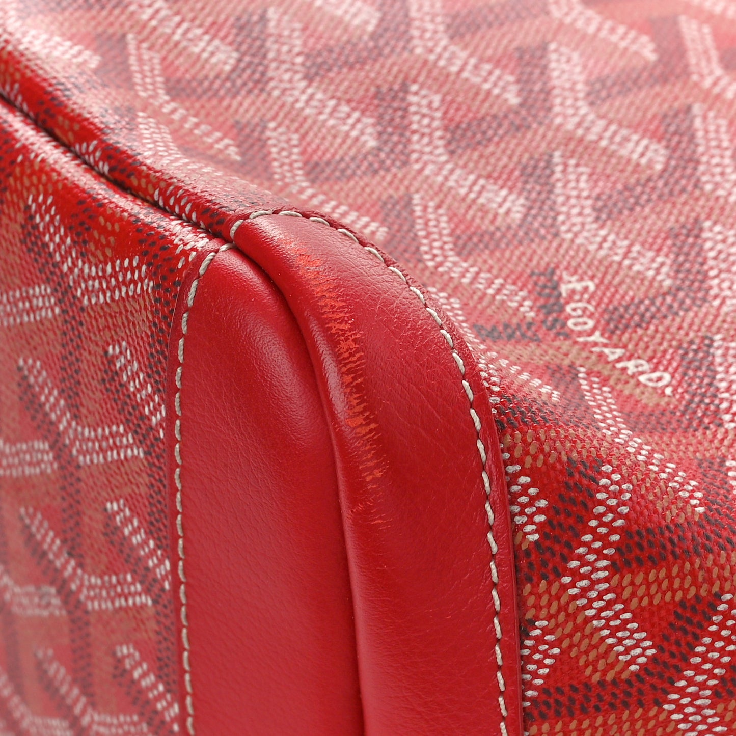 Goyardine Artois MM Red