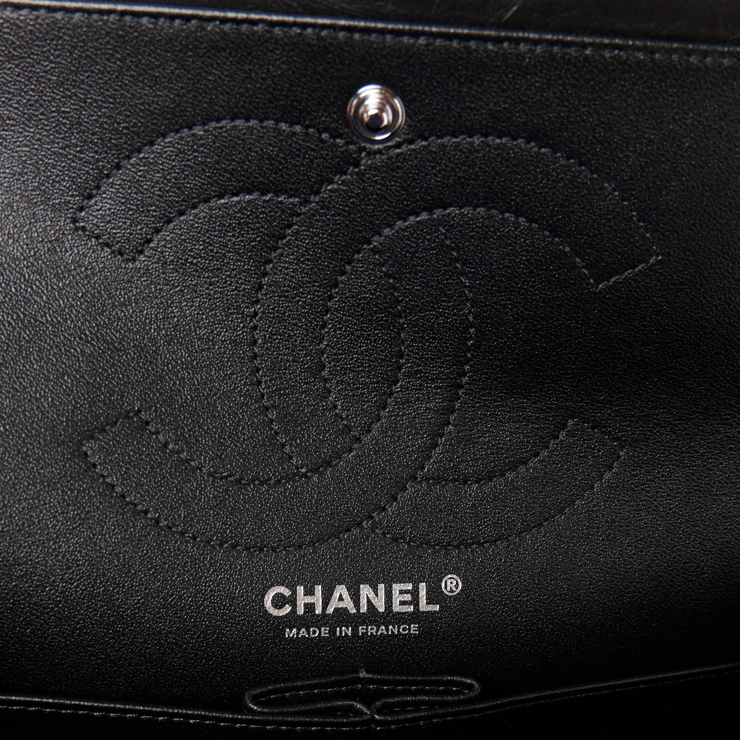 Aged Calfskin Chevron Quilted 2.55 Reissue 226 So Black