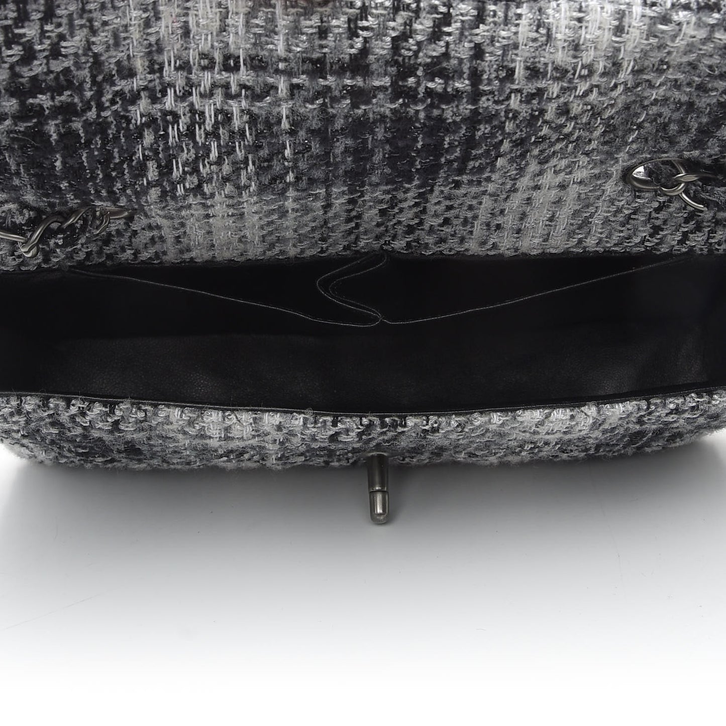 Tweed East West Flap Black White