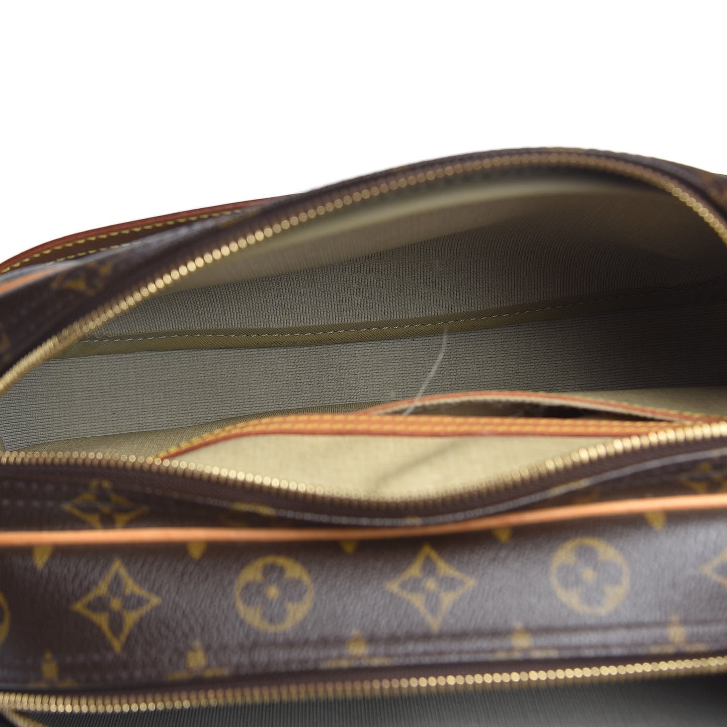 Monogram Reporter PM