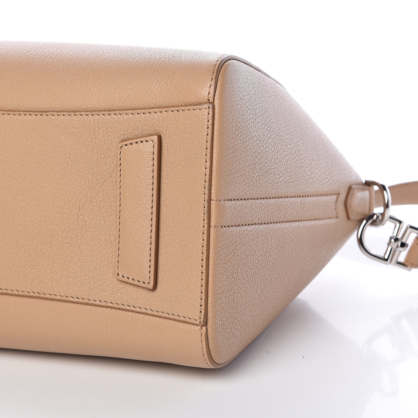Sugar Goatskin Small Antigona Nude
