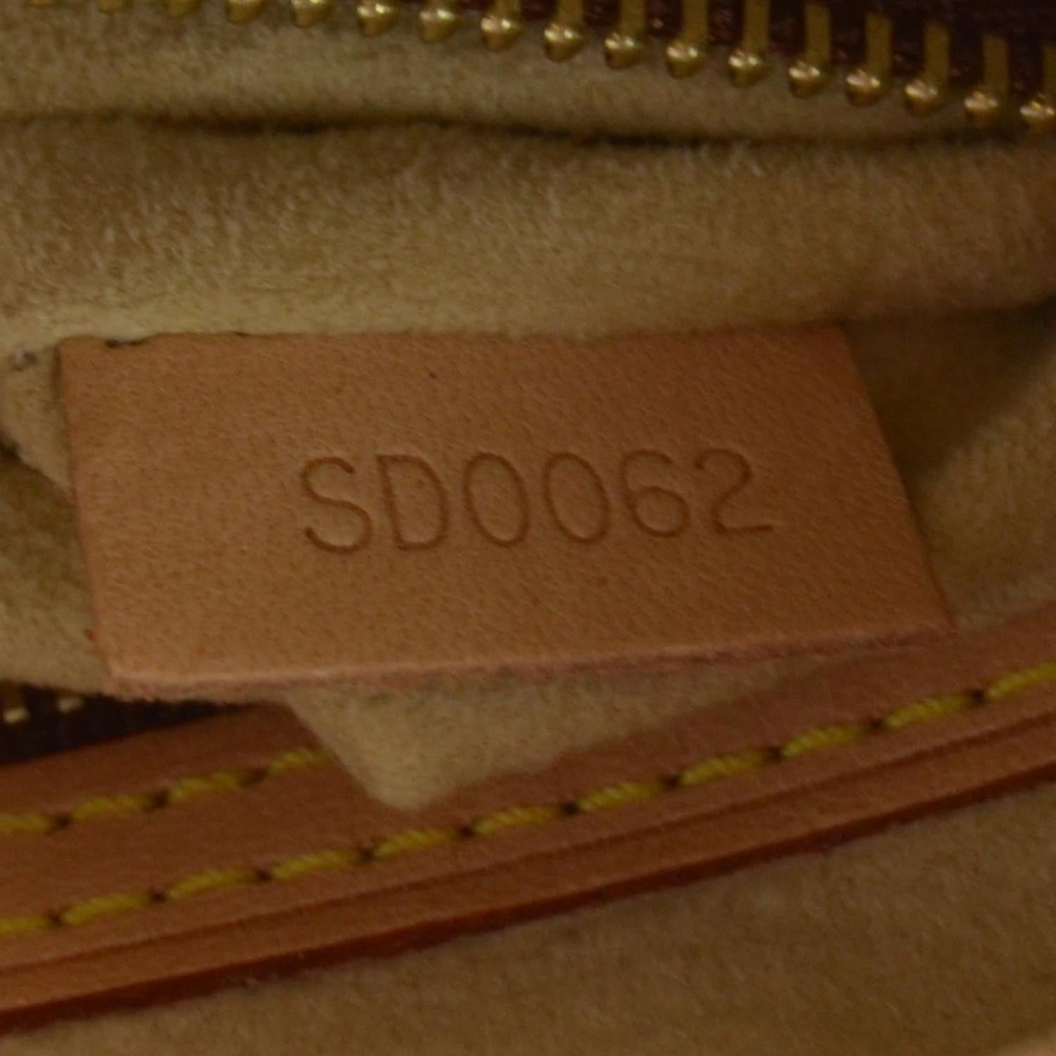 Louis Vuitton Monogram Looping MM 6 of 7