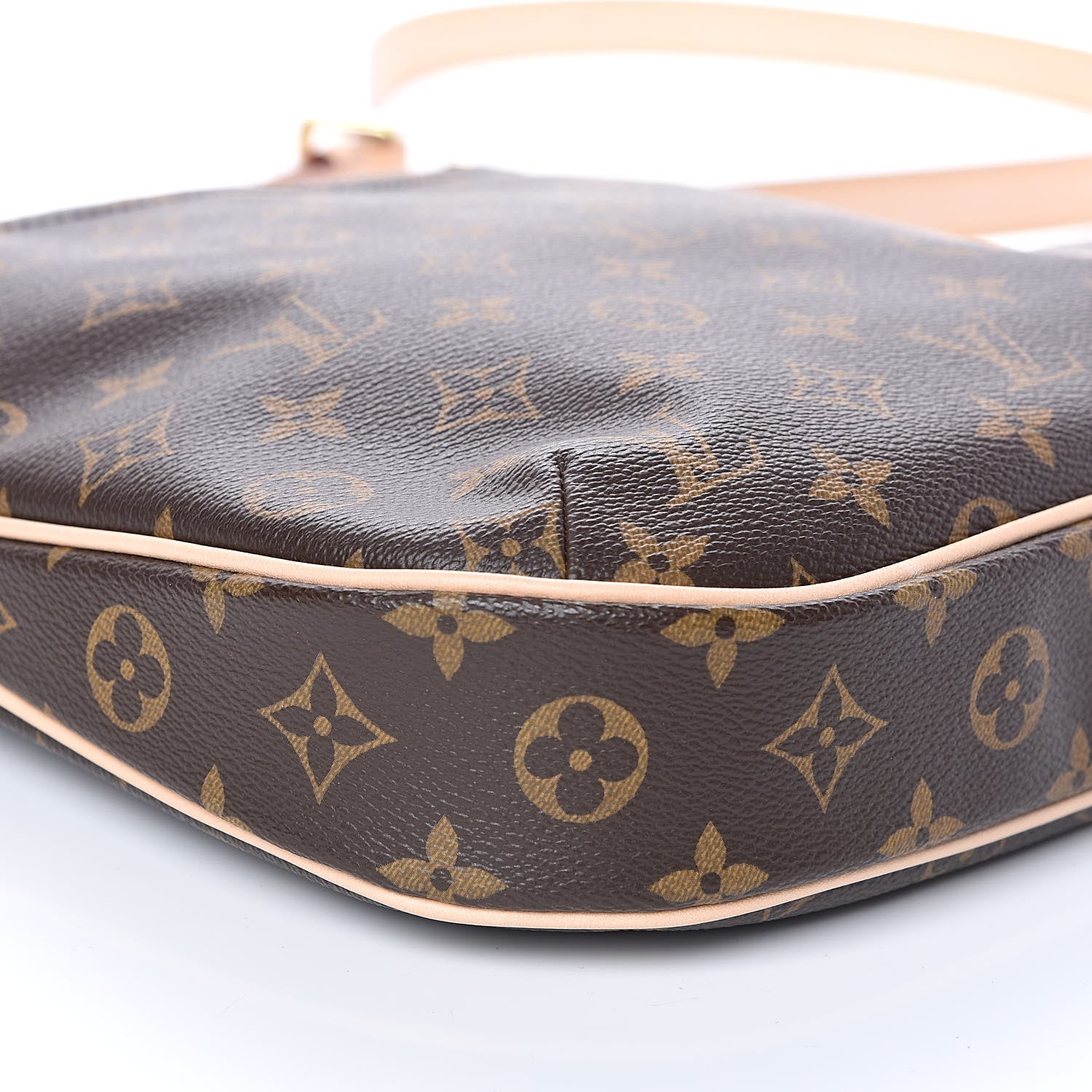 Louis Vuitton Monogram Odeon PM 9 of 10