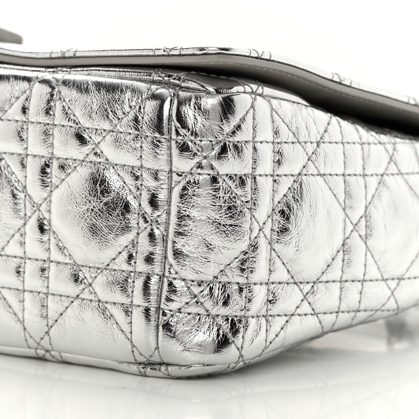 Metallic Calfskin Cannage Medium Caro Bag Argent
