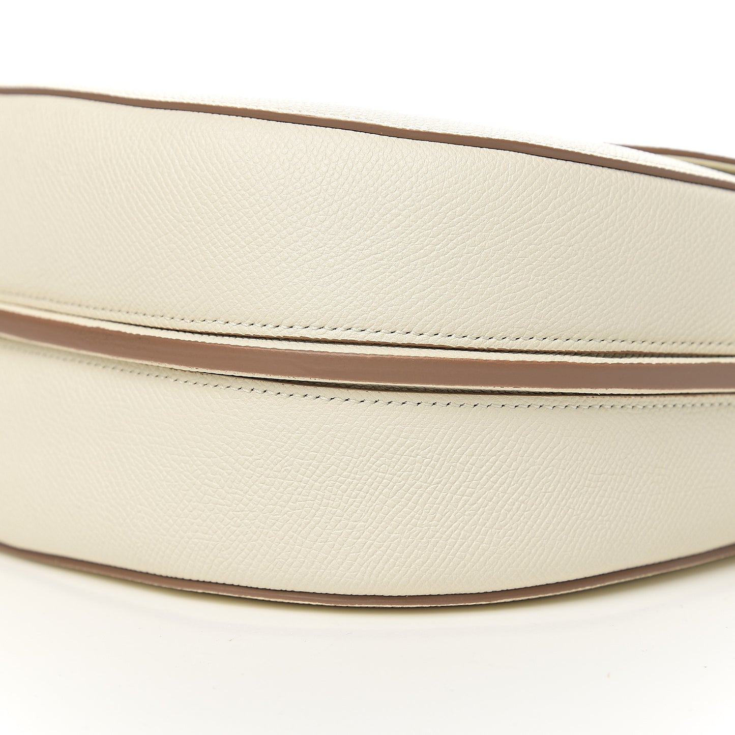 Grained Calfskin Medium Trotteur White