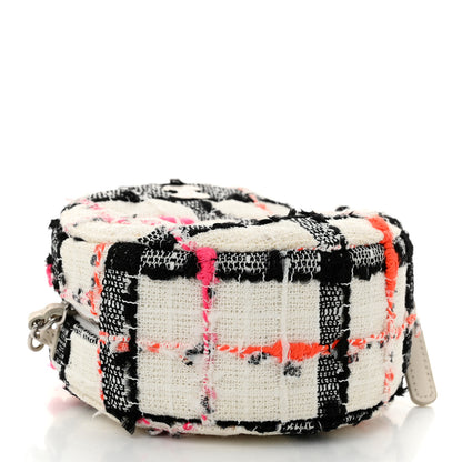 Chanel Tweed Quilted Round Clutch With Chain Black White Multicolor 4 of 10