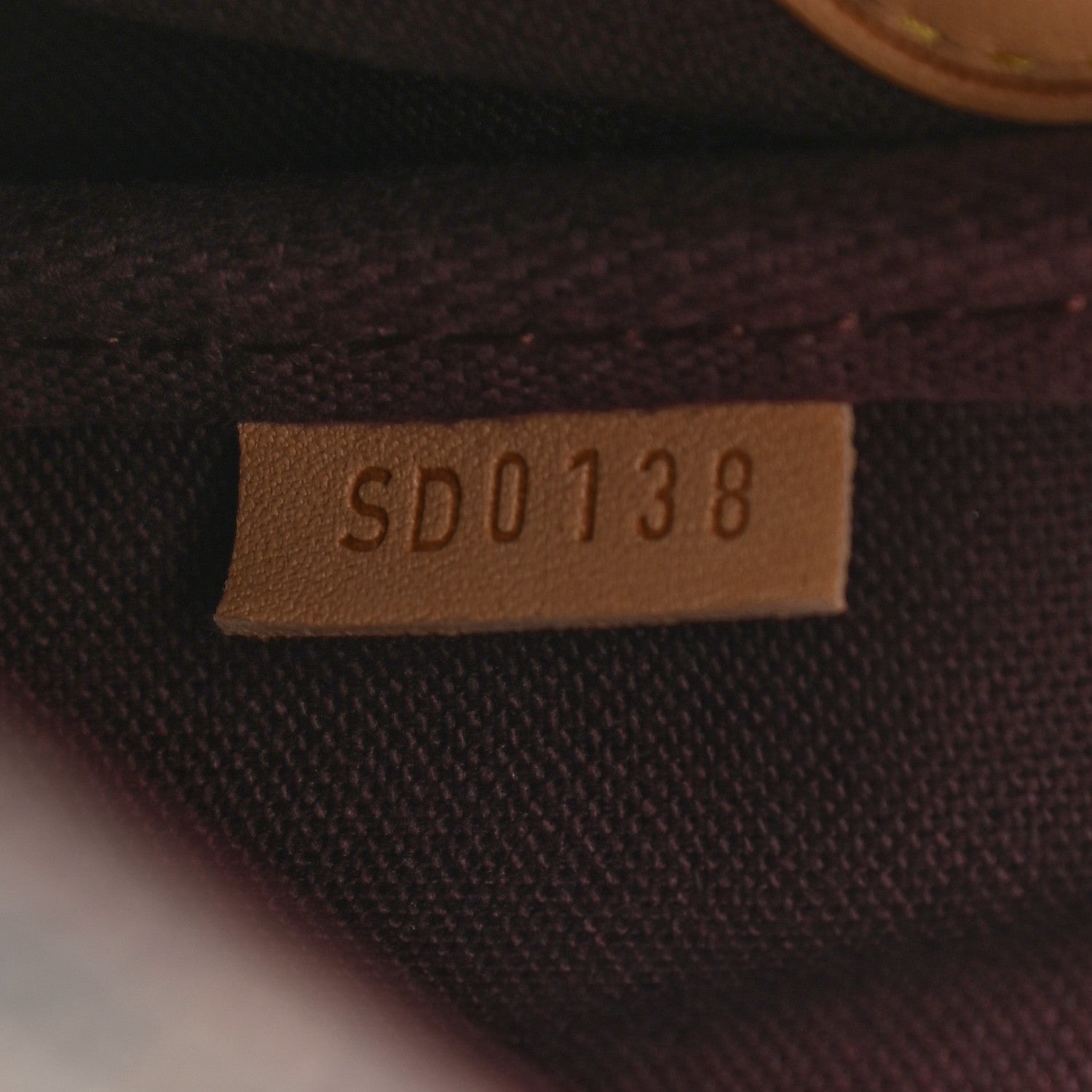 Louis Vuitton Monogram Favorite MM 8 of 11