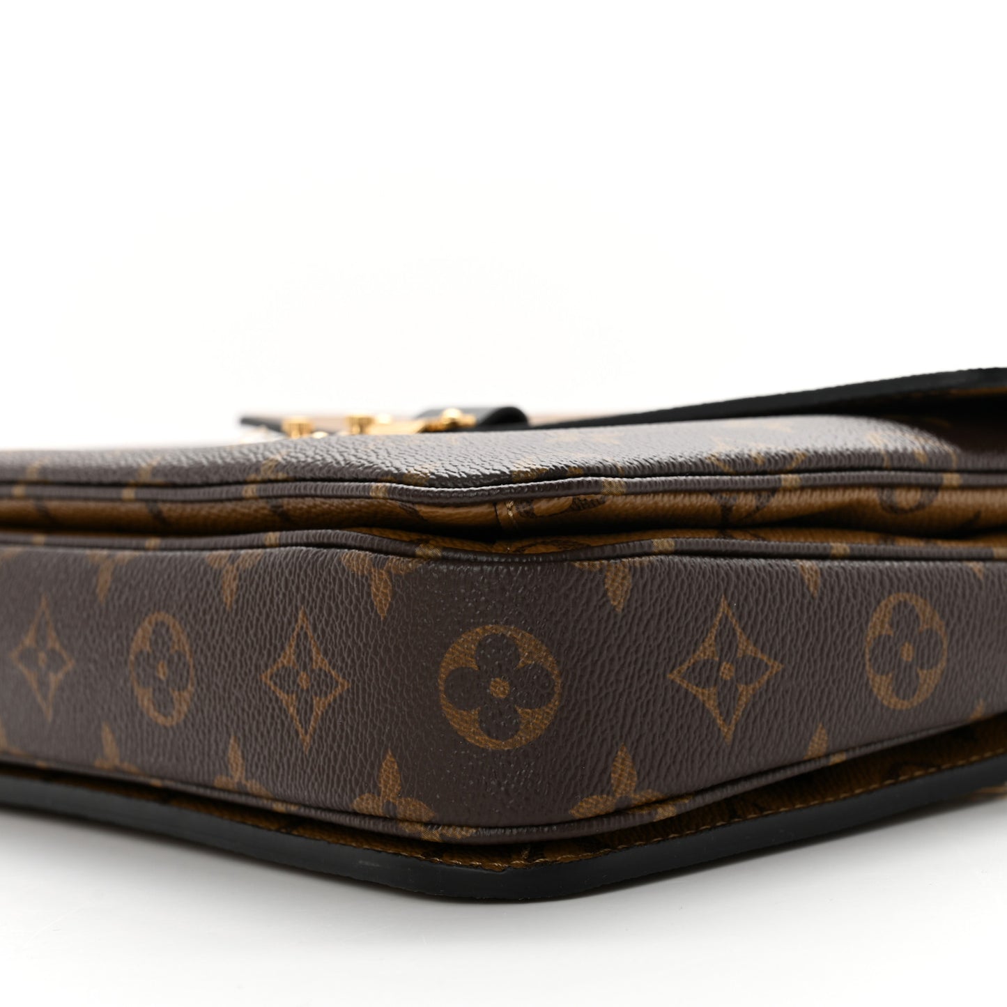 Reverse Monogram Pochette Metis